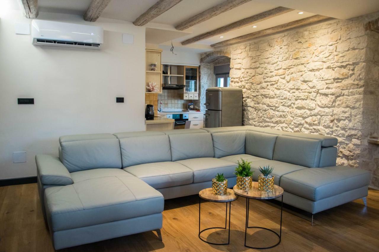 Oli Mare Apartment